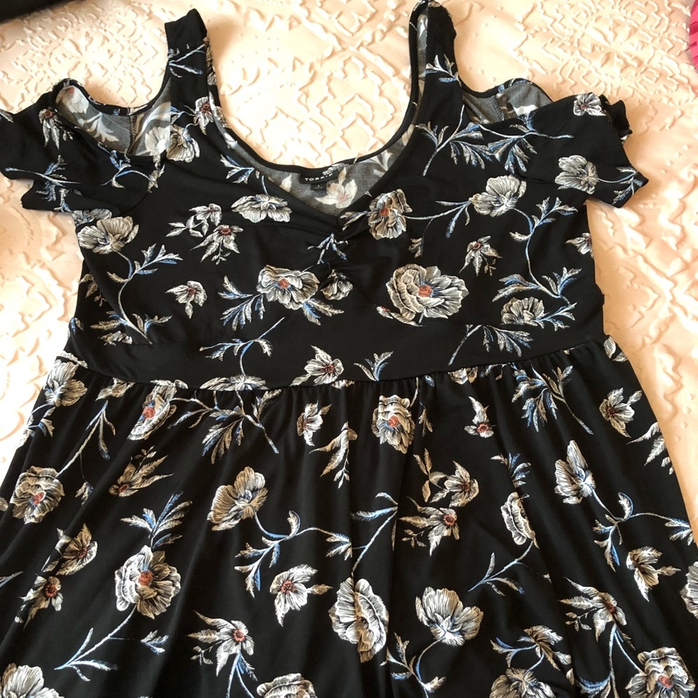 Torrid floral shirt.